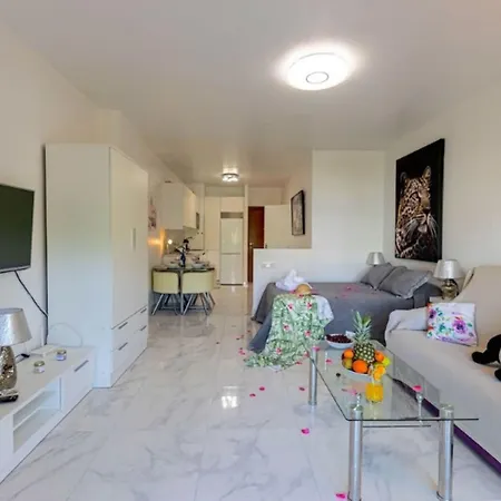 Apartment Luminoso Estudio Con Terraza En Milla De Oro *